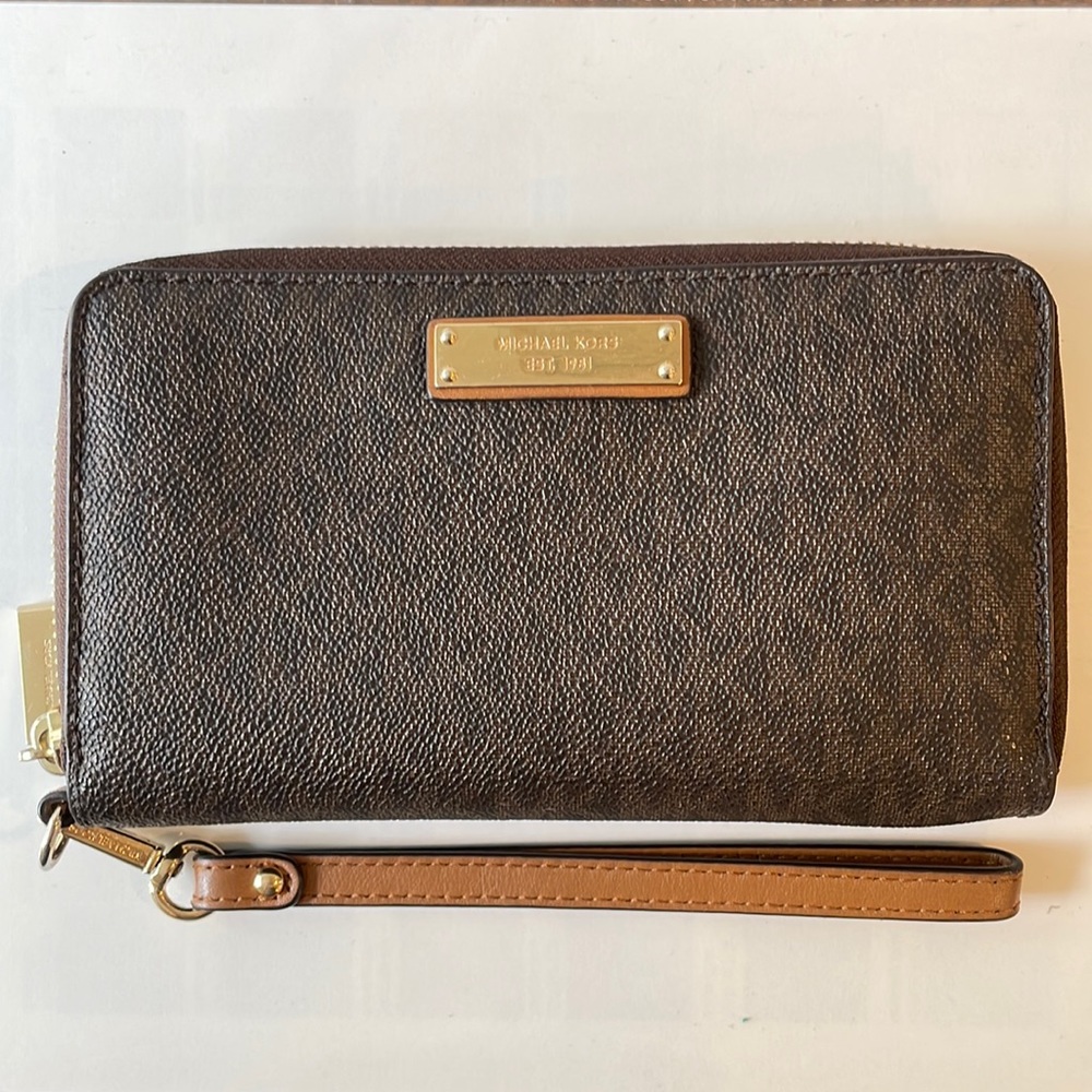 Michael kors wallet brown and gold accents